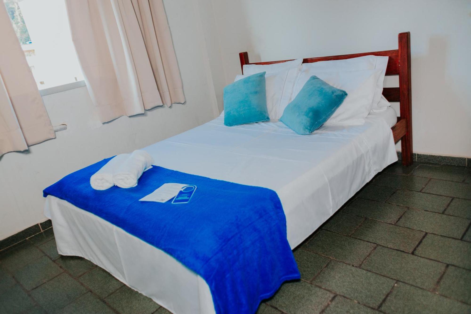 Hotel Santa Terezinha Alfredo Chaves Eksteriør bilde
