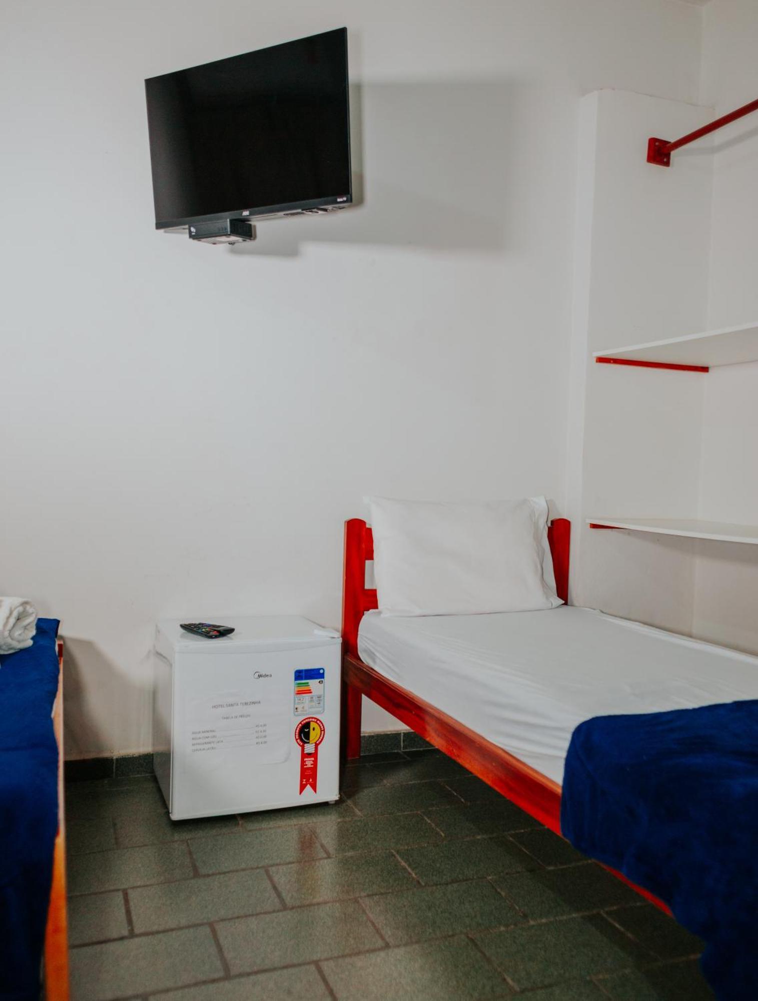 Hotel Santa Terezinha Alfredo Chaves Eksteriør bilde